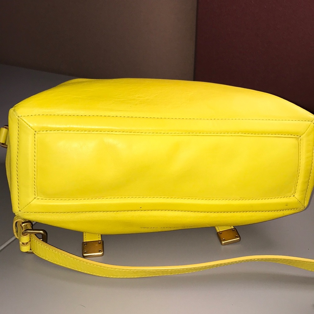 Marc by Marc Jacobs Messenger Bag💥1 hr sale - Picture 3 of 8